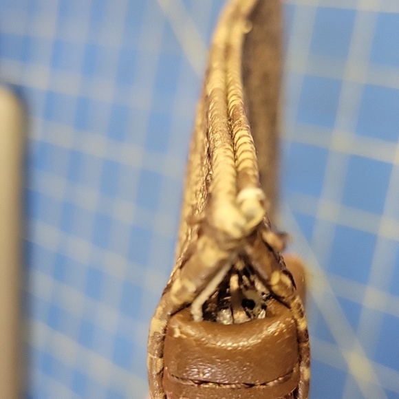 Juicy Couture Brown Monogram Envelope Clutch 10" x 5.5" Like New - Picture 14 of 16